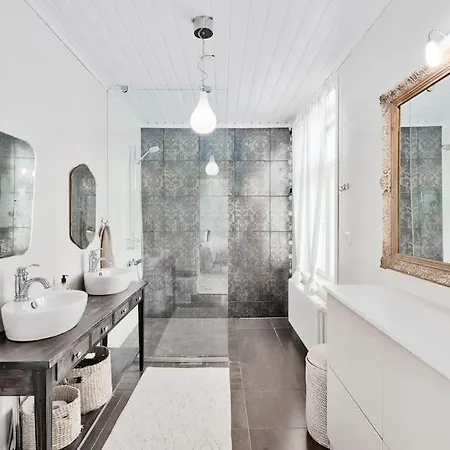 Villa - 330m2 Lux Manor W/heated Pool, *