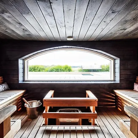 Villa - 330m2 Lux Manor W/heated Pool,