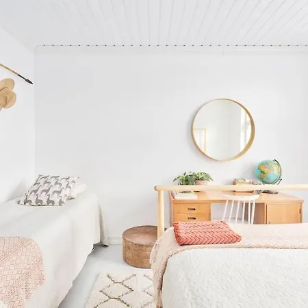 - 330m2 Lux Manor W/heated Pool, Villa *