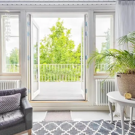 - 330m2 Lux Manor W/heated Pool, *