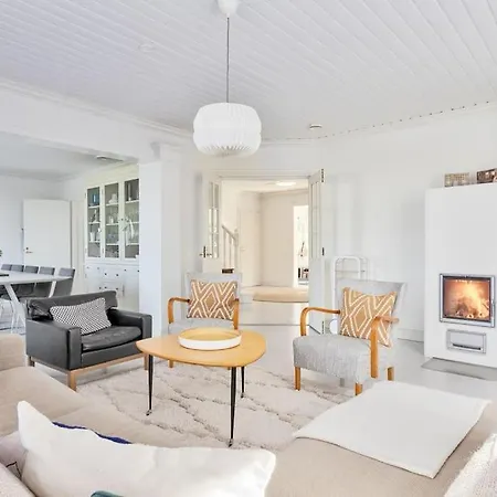 Villa - 330m2 Lux Manor W/heated Pool, Degerby