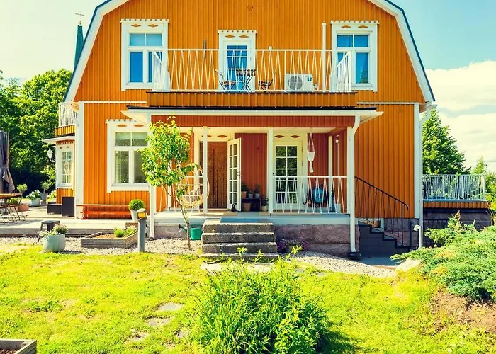 - 330m2 Lux Manor W/heated Pool, Willa *